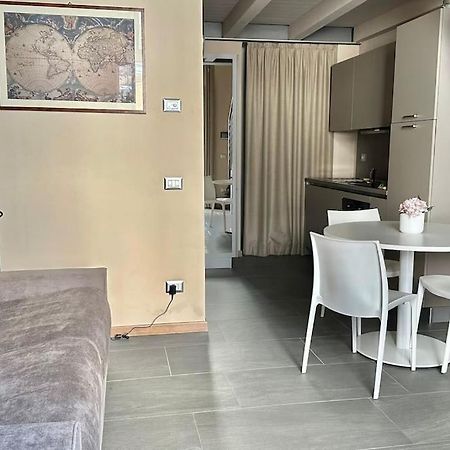 Couple'S Dream Loft 100Mt From Duomo And Lake 코모 외부 사진